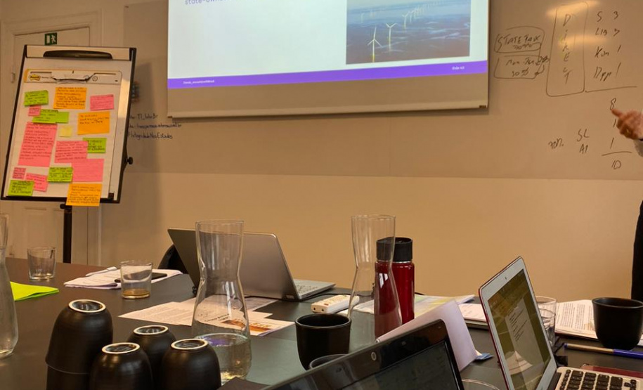 Representantes do Governo do Paraná começaram a capacitação oferecida pelo governo dinamarquês, em parceria com a Transparência Internacional e Canadá. Nesta primeira semana, o grupo conhece a administração pública da Dinamarca, considerado o país menos corrupto do mundo, e participa de workshops sobre transparência, integridade e combate à corrupção. O curso será concluído em 13 de dezembro. Foto:CGE