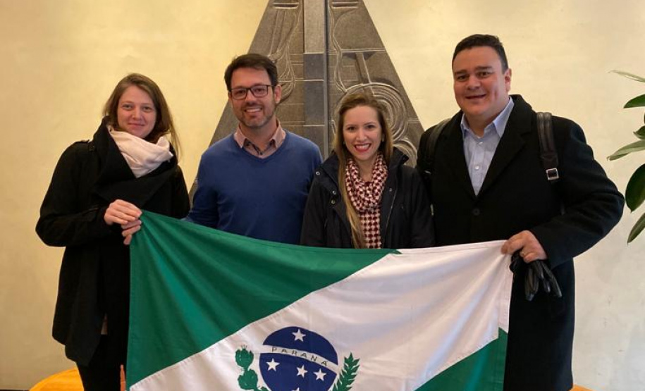 Representantes do Governo do Paraná começaram a capacitação oferecida pelo governo dinamarquês, em parceria com a Transparência Internacional e Canadá. Nesta primeira semana, o grupo conhece a administração pública da Dinamarca, considerado o país menos corrupto do mundo, e participa de workshops sobre transparência, integridade e combate à corrupção. O curso será concluído em 13 de dezembro. Foto:CGE