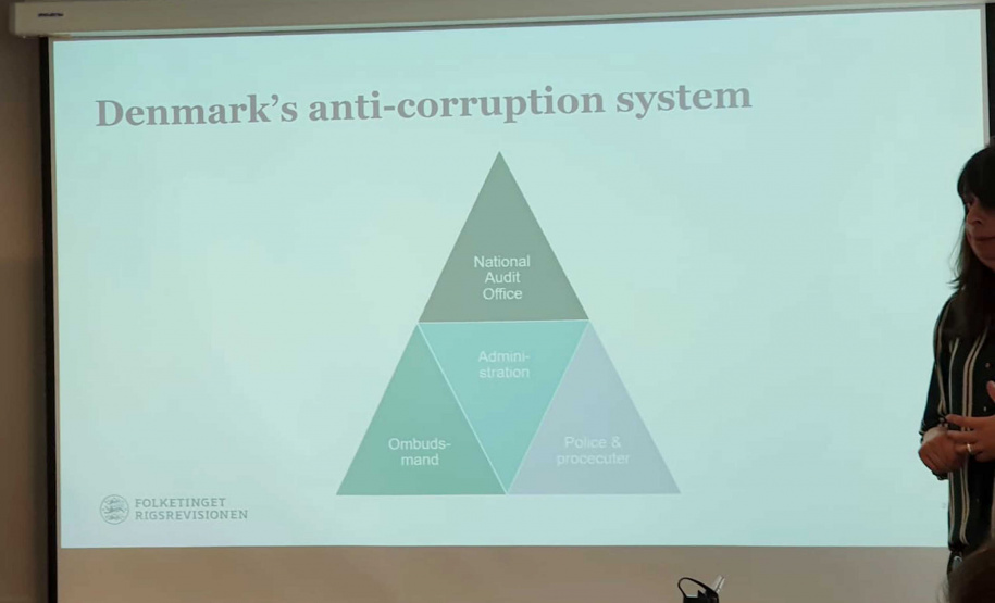 Representantes do Governo do Paraná começaram a capacitação oferecida pelo governo dinamarquês, em parceria com a Transparência Internacional e Canadá. Nesta primeira semana, o grupo conhece a administração pública da Dinamarca, considerado o país menos corrupto do mundo, e participa de workshops sobre transparência, integridade e combate à corrupção. O curso será concluído em 13 de dezembro. Foto:CGE