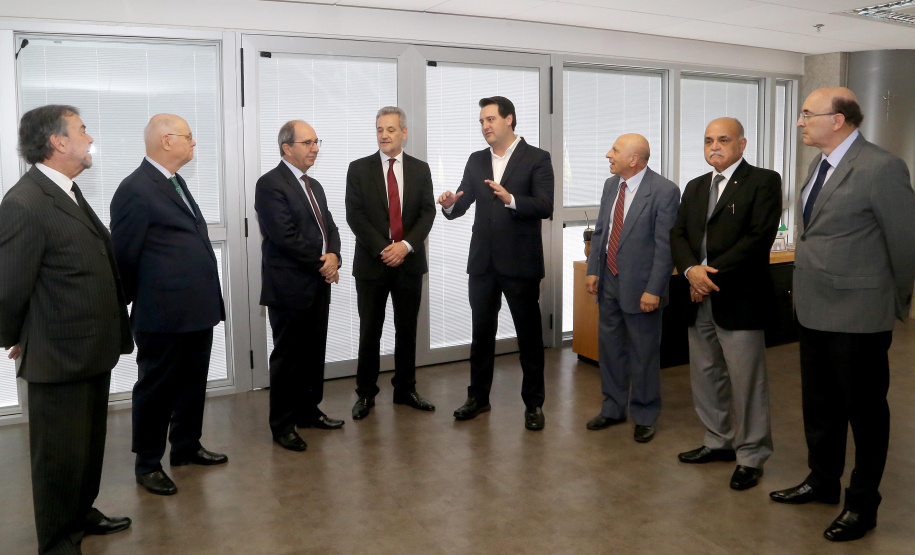 O governador Carlos Massa Ratinho Junior afirmou nesta quinta-feira (5) que a modernização do Estado passa pelo papel de fiscalização do Ministério Público do Paraná (MPPR) e pela construção de políticas conjuntas de atendimento social. Ele participou do Congresso Estadual do MPPR e de uma sessão plenária sobre planejamento estratégico do órgão, que acontecem em Curitiba.Foto Gilson Abreu/AEN