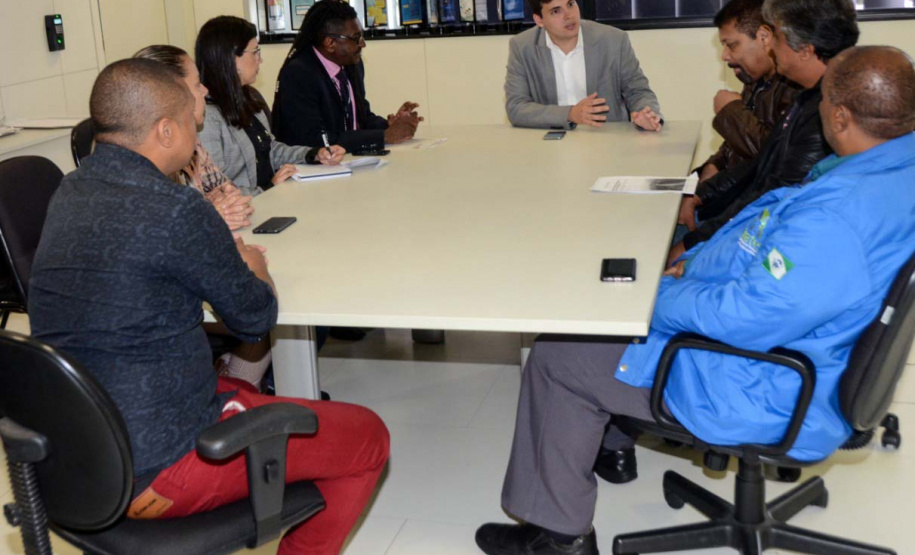 O Governo do Estado instituiu nesta semana um grupo de trabalho para discutir estratégias e propostas de valorização dos quilombolas e das comunidades tradicionais do Paraná. O decreto foi assinado pelo governador Carlos Massa Ratinho Junior.Foto: SEJUF