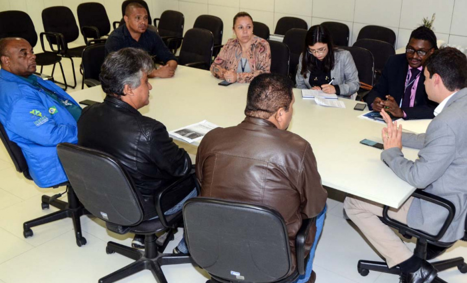 O Governo do Estado instituiu nesta semana um grupo de trabalho para discutir estratégias e propostas de valorização dos quilombolas e das comunidades tradicionais do Paraná. O decreto foi assinado pelo governador Carlos Massa Ratinho Junior.Foto: SEJUF