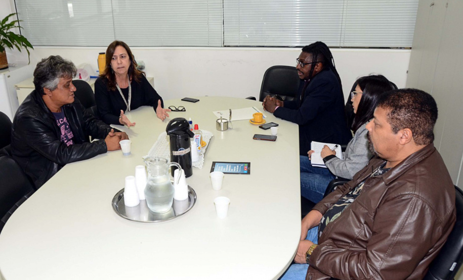 O Governo do Estado instituiu nesta semana um grupo de trabalho para discutir estratégias e propostas de valorização dos quilombolas e das comunidades tradicionais do Paraná. O decreto foi assinado pelo governador Carlos Massa Ratinho Junior.Foto: SEJUF