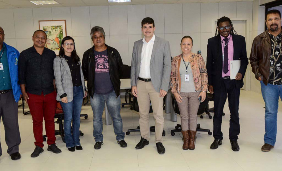 O Governo do Estado instituiu nesta semana um grupo de trabalho para discutir estratégias e propostas de valorização dos quilombolas e das comunidades tradicionais do Paraná. O decreto foi assinado pelo governador Carlos Massa Ratinho Junior.Foto: SEJUF