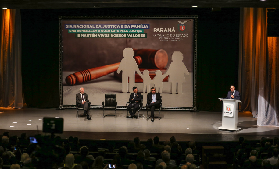A Secretaria de Estado da Justiça, Família e Trabalho comemora o Dia Nacional da Justiça e da Família nesta sexta-feira (06), em Curitiba, com uma palestra do vice-presidente da República, Hamilton Mourão.  06/12/2019  -  Foto: Geraldo Bubniak/AEN