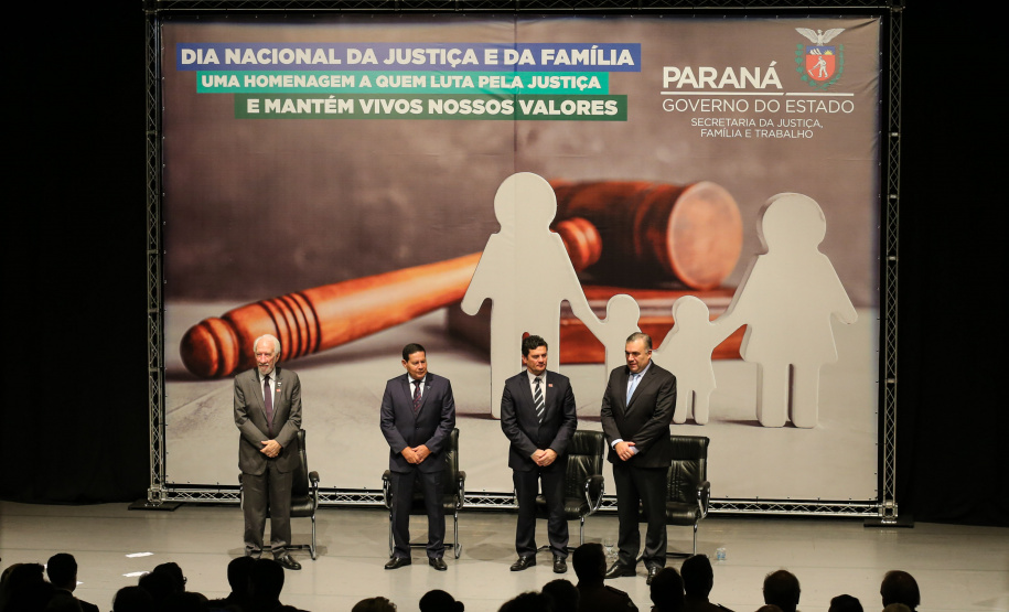 A Secretaria de Estado da Justiça, Família e Trabalho comemora o Dia Nacional da Justiça e da Família nesta sexta-feira (06), em Curitiba, com uma palestra do vice-presidente da República, Hamilton Mourão.  06/12/2019  -  Foto: Geraldo Bubniak/AEN