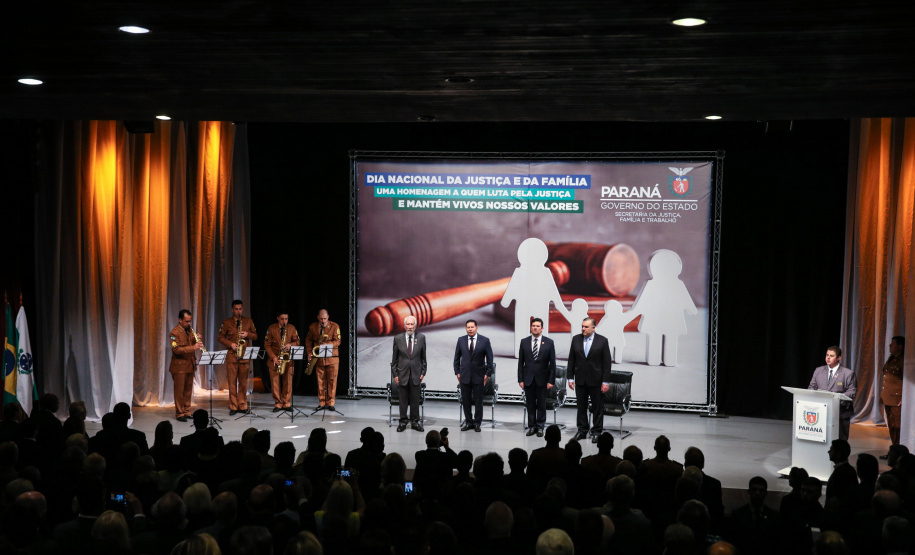 A Secretaria de Estado da Justiça, Família e Trabalho comemora o Dia Nacional da Justiça e da Família nesta sexta-feira (06), em Curitiba, com uma palestra do vice-presidente da República, Hamilton Mourão.  06/12/2019  -  Foto: Geraldo Bubniak/AEN