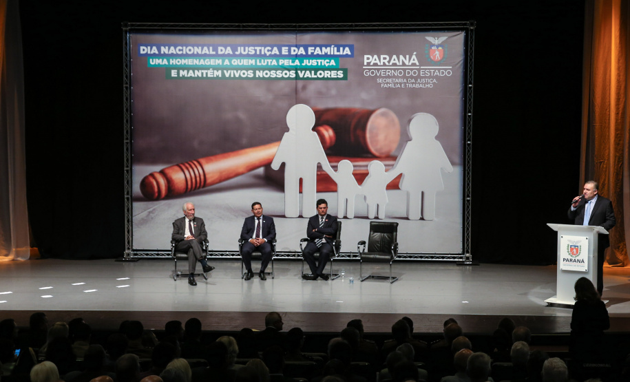 A Secretaria de Estado da Justiça, Família e Trabalho comemora o Dia Nacional da Justiça e da Família nesta sexta-feira (06), em Curitiba, com uma palestra do vice-presidente da República, Hamilton Mourão.  06/12/2019  -  Foto: Geraldo Bubniak/AEN