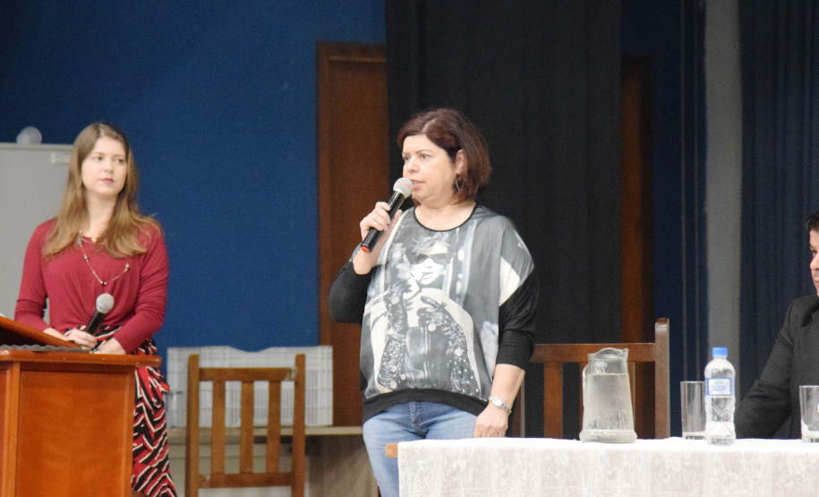 O alerta para o cuidado com o preenchimento de dados foi uma das instruções reforçadas aos profissionais da área da saúde que es reuniram sexta-feira (6), em Curitiba. Foi o quarto encontro macrorregional voltado ao tema: Atenção à Saúde da Mulher e da Criança: inovar para avançar, promovido pela secretaria de Estado da Saúde. Foto:SESA