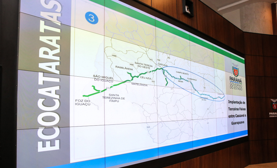 O governador Carlos Massa Ratinho Junior e o secretário de Infraestrutura e Logística, Sandro Alex, divulgam nesta segunda-feira (09), no Palácio Iguaçu, as obras aprovadas pelo Governo do Estado que serão realizadas com os recursos do acordo de leniência firmado pela empresa Ecorodovias, que controla as concessionárias Ecovia e Ecocataratas, e Ministério Público Federal (MPF). Curitiba, 09/12/2019 - Foto: Geraldo Bubniak/AEN