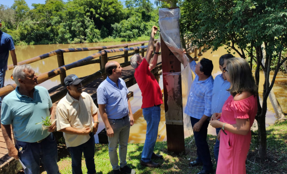 Considerado um dos mais antigos do Estado e um dos poucos fragmentos florestais da região, o Parque Estadual São Camilo, localizado em Palotina, completa 35 anos. “O objetivo da área é proteger a fauna e a flora local, além de proporcionar à população lazer e contado com a natureza”, diz o diretor de Biodiversidade e Áreas Protegidas do Instituto Ambiental Paraná (IAP), Rafael Andreguetto. Foto:SEDEST