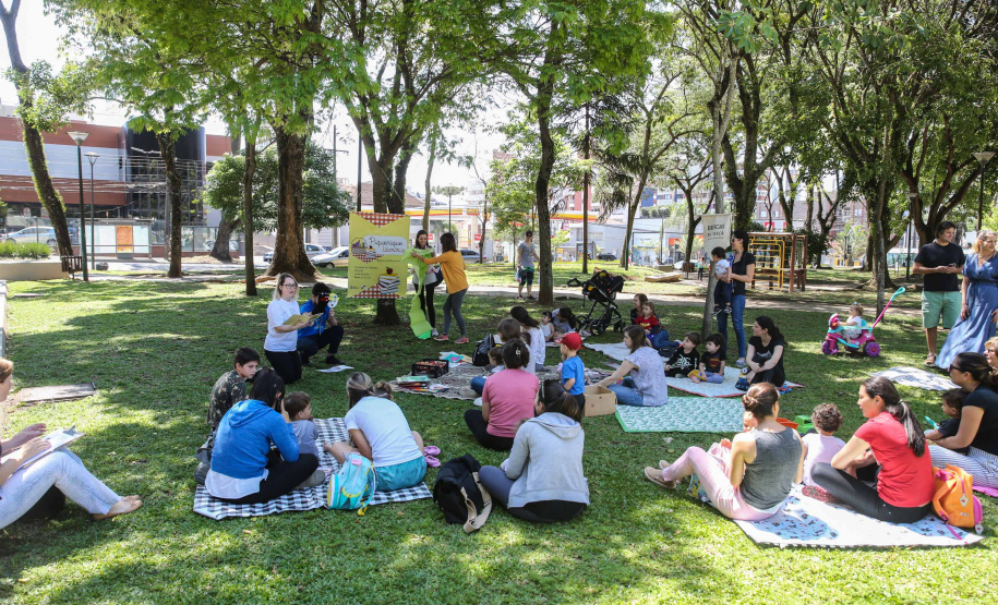 Biblioteca promove mais um Piquenique Literário
. Foto: Geraldo Bubniak/AEN