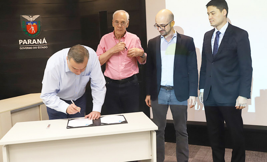 Governo firma parceria para capacitar profissionais que trabalham com a infância no combate a cibercrimes
Foto: SEJUF