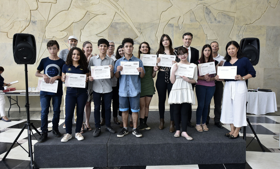 Premiação do Concurso de Desenho do Centro Juvenil de Artes Plásticas(CJAP).Curitiba, 12 de novembro de 2019.Foto: Kraw Penas/SECC
