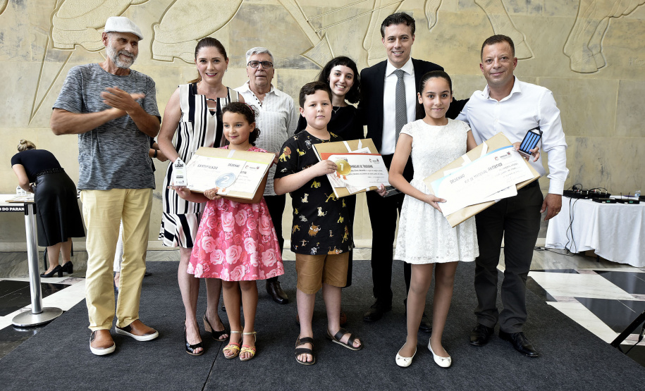 Premiação do Concurso de Desenho do Centro Juvenil de Artes Plásticas(CJAP).Curitiba, 12 de novembro de 2019.Foto: Kraw Penas/SECC