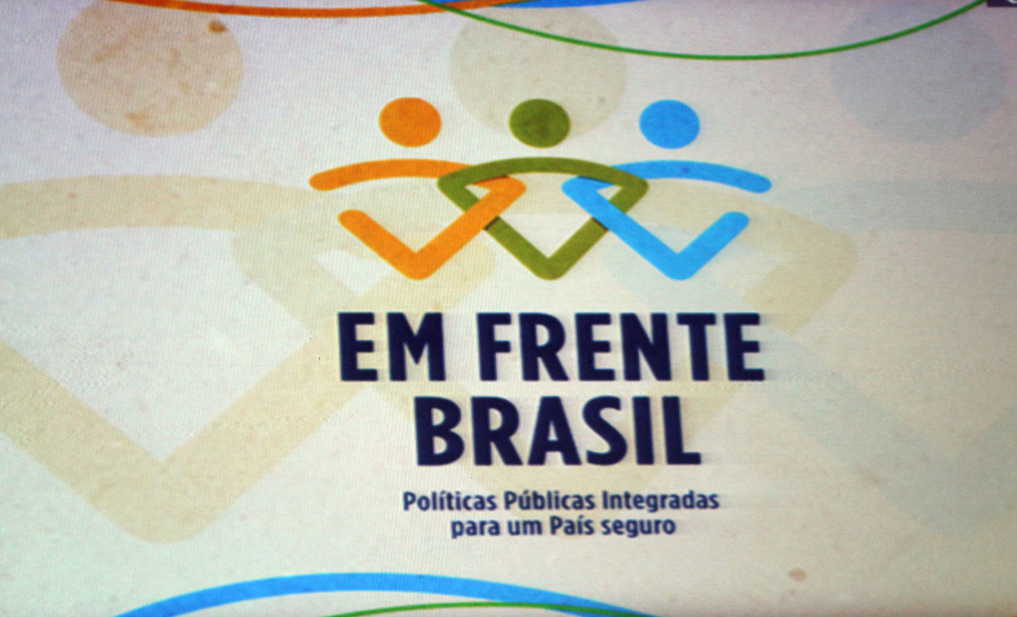 A atuação integrada pelo projeto-piloto Em Frente Brasil na cidade de São José dos Pinhais, Região Metropolitana de Curitiba, foi a principal causa da queda dos principais indicadores de violência na cidade