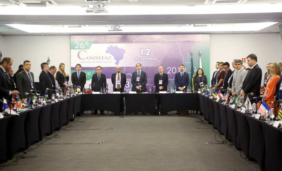 O secretário especial da Fazenda, Waldery Rodrigues Junior, presidente do Conselho Nacional de Política Fazendária (Confaz), afirmou nesta sexta-feira (13), durante reunião da entidade, em Curitiba, que a proposta de reforma tributária a ser apresentada pelo governo ao Congresso vai contribuir para pacificar a questão da guerra fiscal entre os Estados. Foto:Jaelson Lucas / AEN