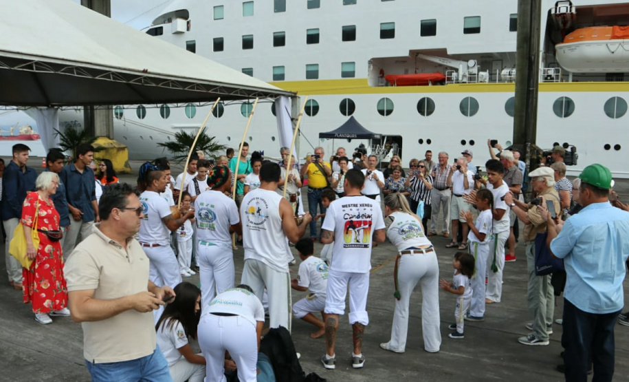 Porto de Paranaguá volta a receber navio de passageiros. Foto: Claudio Neves/Portos do Paraná