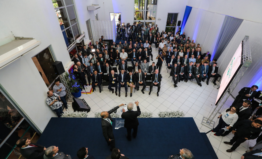 Fronteira Tech O Governador Carlos Massa Ratinho Junior e o ministro da Justiça e Segurança Pública, Sergio Moro, inauguram nesta segunda-feira (16), em Foz do Iguaçu, as operações do Fronteira Tech na Ponte Internacional da Amizade, que liga Foz do Iguaçu/PR à Ciudad del Este/PY. A iniciativa promover o uso de tecnologias digitais com foco na segurança pública. Foz do Iguaçu, 16/12/2019 - Foto: Geraldo Bubniak/AEN