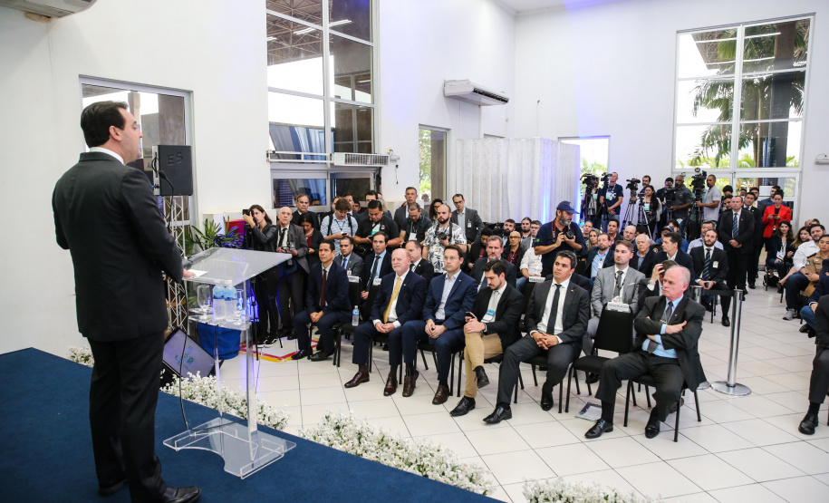 Fronteira Tech O Governador Carlos Massa Ratinho Junior e o ministro da Justiça e Segurança Pública, Sergio Moro, inauguram nesta segunda-feira (16), em Foz do Iguaçu, as operações do Fronteira Tech na Ponte Internacional da Amizade, que liga Foz do Iguaçu/PR à Ciudad del Este/PY. A iniciativa promover o uso de tecnologias digitais com foco na segurança pública. Foz do Iguaçu, 16/12/2019 - Foto: Geraldo Bubniak/AEN