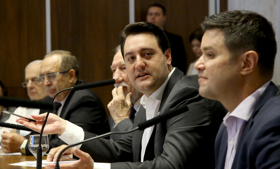 Governador Carlos Massa Ratinho Junior em reunião com os secretários. Curitiba,17/12/2019 Foto:Jaelson Lucas / AEN