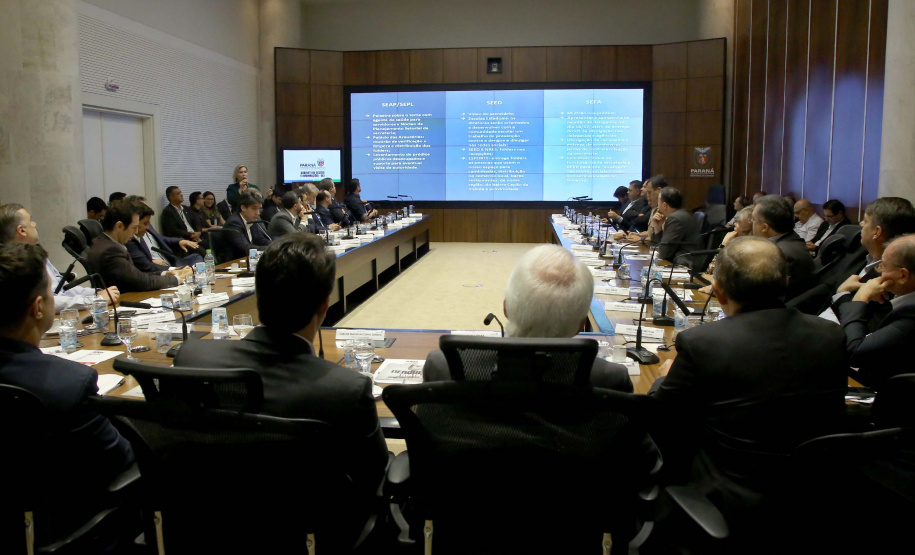 Governador Carlos Massa Ratinho Junior em reunião com os secretários. Curitiba,17/12/2019 Foto:Jaelson Lucas / AEN