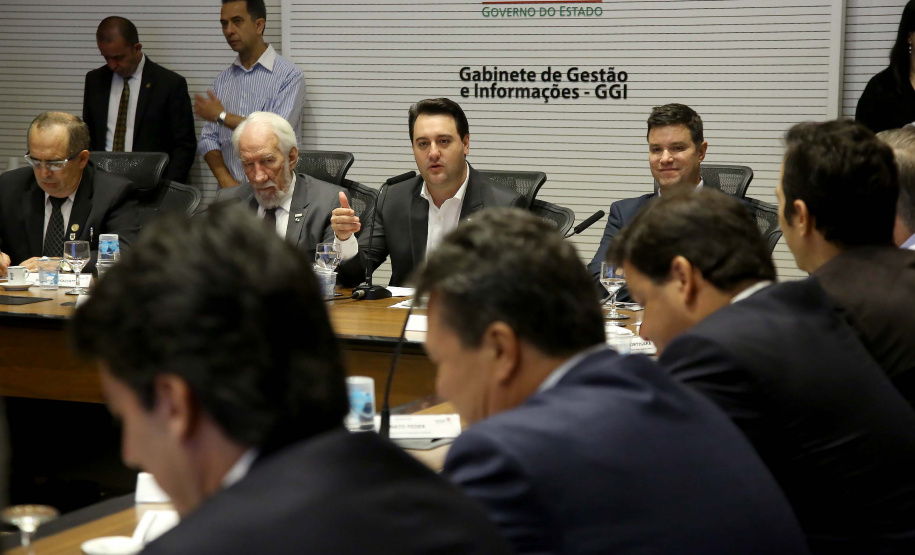 Governador Carlos Massa Ratinho Junior em reunião com os secretários. Curitiba,17/12/2019 Foto:Jaelson Lucas / AEN