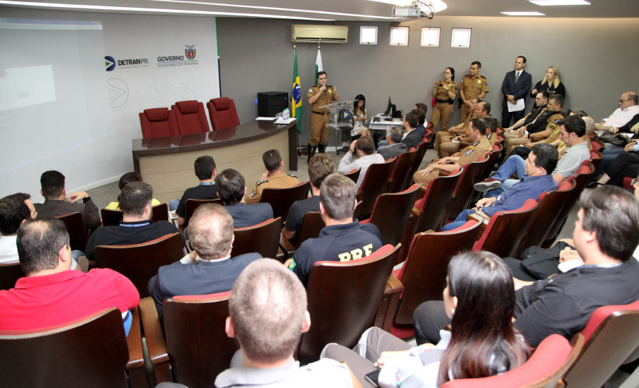 Site Bateu O Departamento de Trânsito do Paraná (Detran-PR) junto com a Polícia Militar do Paraná (PMPR), lançaram a nova versão do Sistema Bateu Urbano e do novo Sistema Bateu Rodoviário. Foto: Ari Dias/AEN