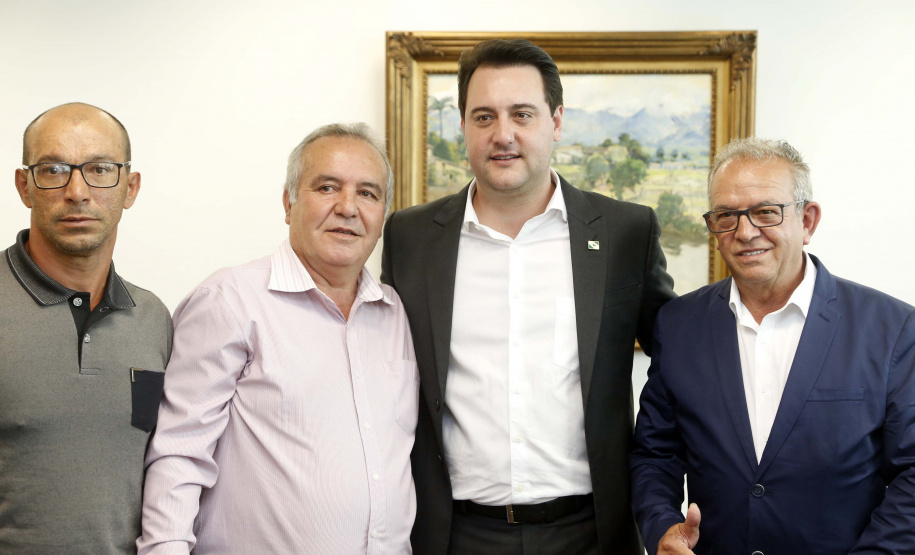 O Governo do Estado e a Klabin anunciaram nesta terça-feira (17) um investimento de R$ 450 milhões da empresa para obras de infraestrutura