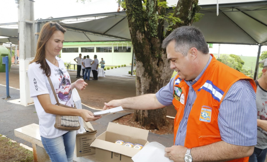O município de Quinta do Sol, que está em epidemia e com 179 casos confirmados da doença, recebeu o secretário de Estado da Saúde, Beto Preto, que falou com a comunidade, profissionais de saúde sobre a importância de ações e mutirões de limpeza e eliminação de criadouros do mosquito.Foto: Gilson Abreu/AEN