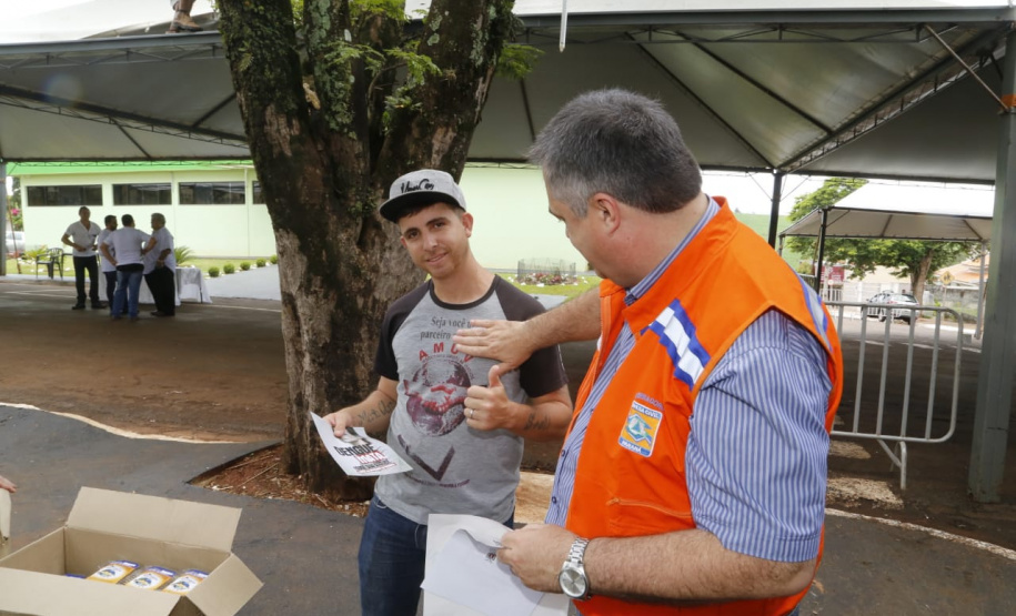 O município de Quinta do Sol, que está em epidemia e com 179 casos confirmados da doença, recebeu o secretário de Estado da Saúde, Beto Preto, que falou com a comunidade, profissionais de saúde sobre a importância de ações e mutirões de limpeza e eliminação de criadouros do mosquito.Foto: Gilson Abreu/AEN
