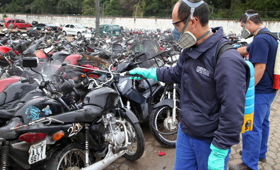 Dengue Detran participa da campanha contra dengue. Foto: Ari Dias/AEN