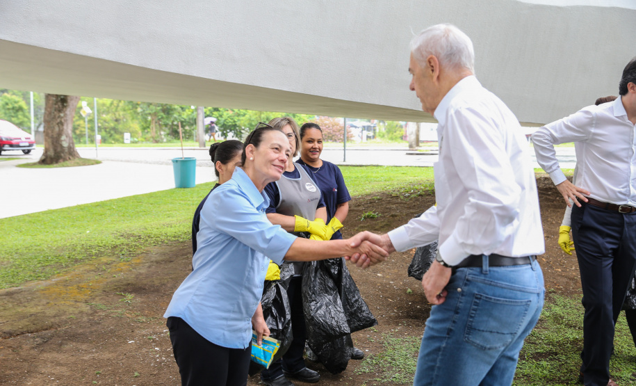 Dengue Governo do Estado em campanha para envolver a sociedade paranaense em um grande mutirão de prevenção e de combate à dengue no Paraná, nas secretarias e demais órgãos estaduais realizam dezenas de ações para conscientização e orientação sobre cuidados para prevenir a doença. 18/12/2019 - Foto: Geraldo Bubniak/AEN