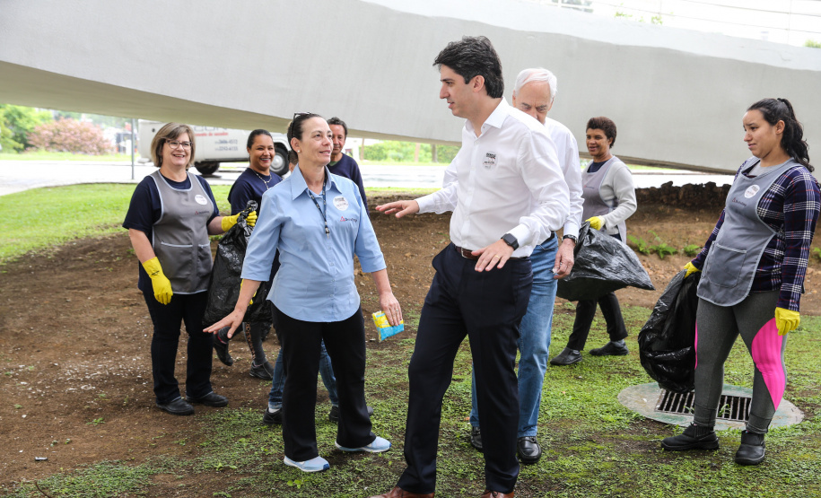 Dengue Governo do Estado em campanha para envolver a sociedade paranaense em um grande mutirão de prevenção e de combate à dengue no Paraná, nas secretarias e demais órgãos estaduais realizam dezenas de ações para conscientização e orientação sobre cuidados para prevenir a doença. 18/12/2019 - Foto: Geraldo Bubniak/AEN