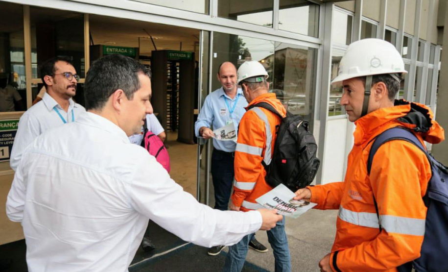 O Governo do Estado mobilizou toda a sua estrutura para ações integradas de combate à dengue, durante esta quarta-feira, 18 de dezembro, dando início a série de atividades que serão realizadas ao longo dos próximos meses.Porto de Paranaguá. Foto: Claudio Neves