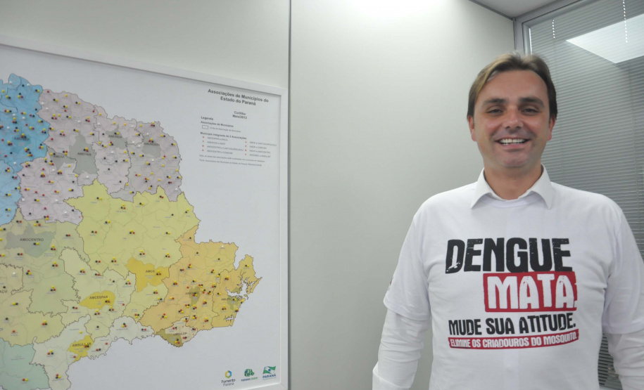 O Governo do Estado mobilizou toda a sua estrutura para ações integradas de combate à dengue, durante esta quarta-feira, 18 de dezembro, dando início a série de atividades que serão realizadas ao longo dos próximos meses. Fomento Paraná. Foto: Fomento Paraná