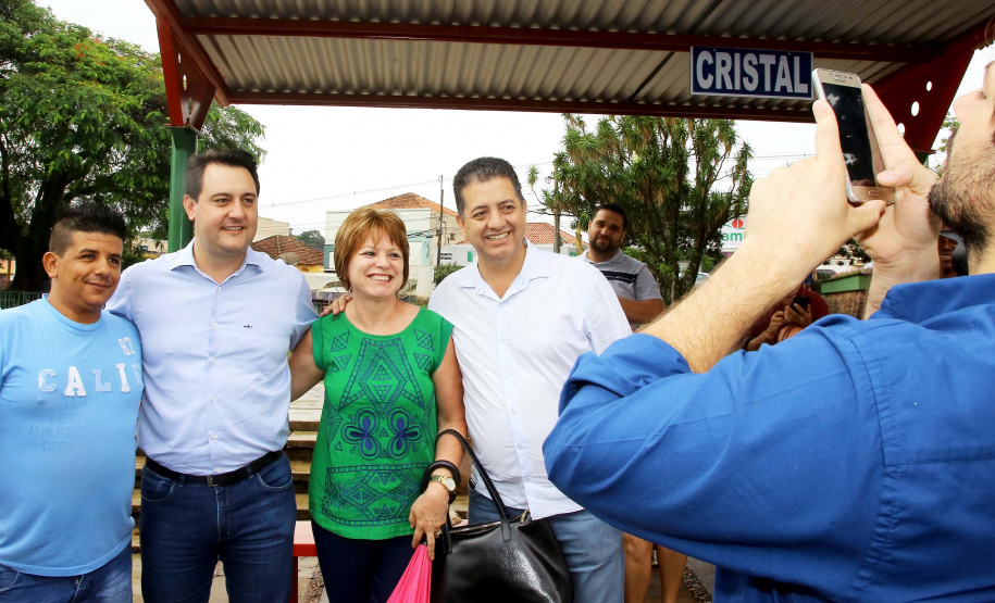 A instalação de uma indústria de alimentos vai gerar 650 empregos diretos em Cambé, na Região Metropolitana de Londrina, Norte do Paraná. O investimento de R$ 170 milhões é do Grupo Muffato e foi anunciado nesta sexta-feira (20) em evento com o governador Carlos Massa Ratinho Junior e o diretor da empresa, Everton Muffato, realizado na prefeitura de Cambé.