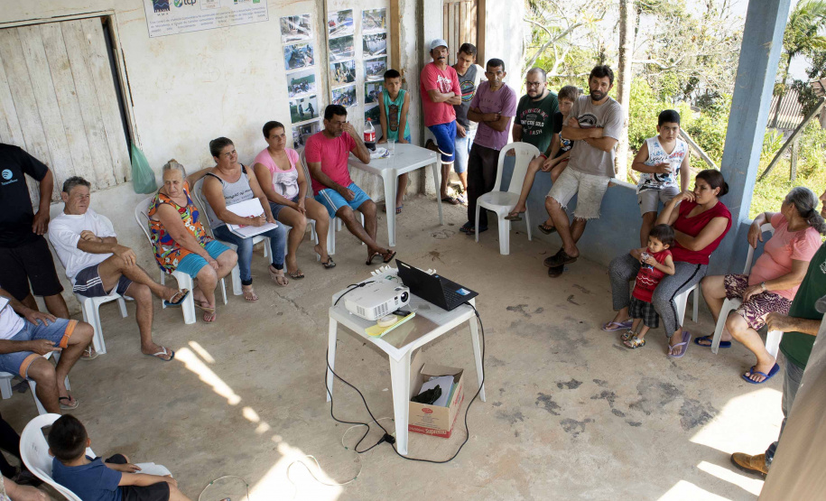 Portos conquistam descentralização e investem em obras e meio ambiente.