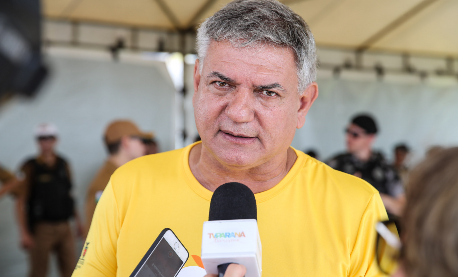 O vice governador Darci Piana participa neste sábado (21), do Lançamento do  Verão Maior 2019/2020. O evento acontece em Matinhos  e marca o início das ações dos órgãos estaduais no Litoral e nas praias de água doce nas Costas Oeste, Norte e Noroeste, durante toda a temporada até 1º de março. Na foto,  Diretor-presidente da Esporte Paraná, Helio Wirbiski.   Matinhos, 21/12/2019 -  Foto: Geraldo Bubniak/AEN