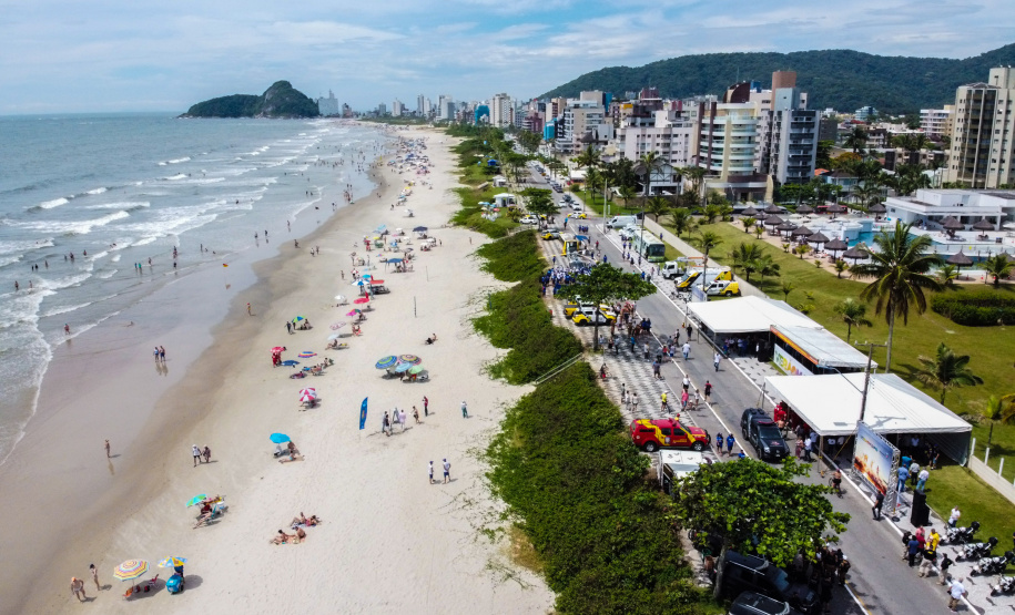 O vice governador Darci Piana participa neste sábado (21), do Lançamento do  Verão Maior 2019/2020. O evento acontece em Matinhos  e marca o início das ações dos órgãos estaduais no Litoral e nas praias de água doce nas Costas Oeste, Norte e Noroeste, durante toda a temporada até 1º de março.  Matinhos, 21/12/2019 -  Foto: Geraldo Bubniak/AEN