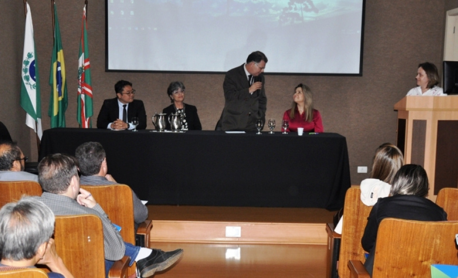 Aprimorar os atendimentos de mulheres em gestação de risco e de fetos com malformações é um dos pilares que a saúde pública busca incessantemente no Paraná. Exemplo dessa busca pela saúde pública, são as capacitações constantes realizadas pela Secretaria de Estado da Saúde.
Foto: Sesa