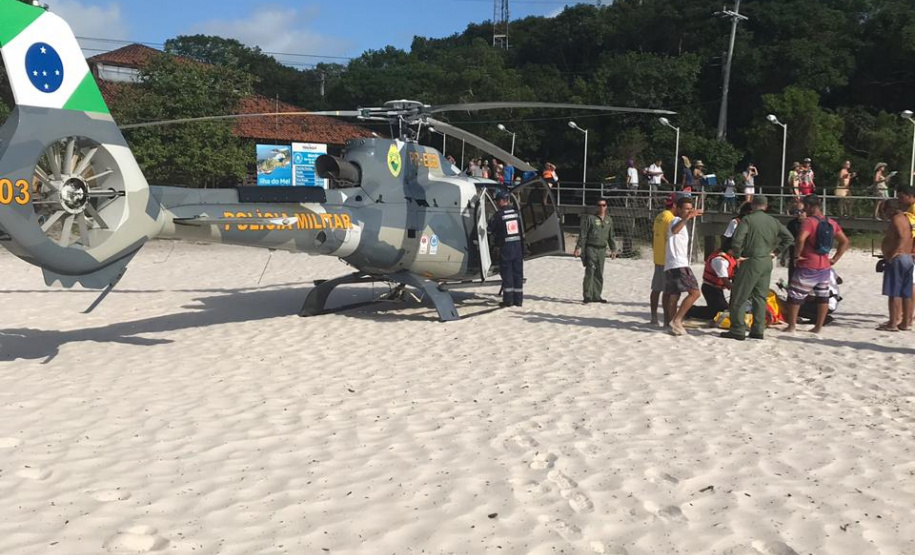 O uso do helicóptero Falcão 03 do Batalhão de Polícia Militar de Operações Aéreas (BPMOA), do Governo do Estado, salvou 13 vidas no Litoral do Paraná em sete dias, desde o início da Operação Verão Maior.
Foto: PMPR