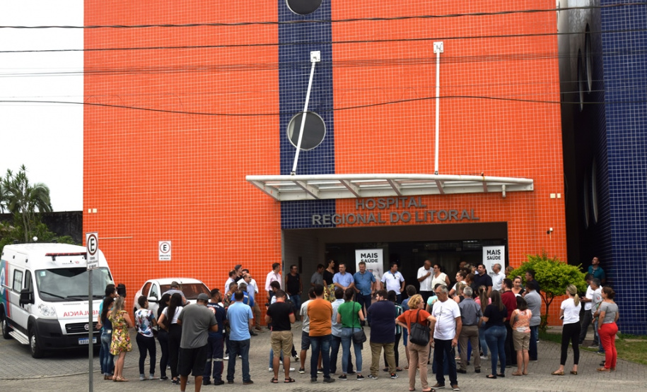 O Governo do Estado, por meio da Secretaria de Estado da Saúde, entregou nesta terça-feira (07) veículos, equipamentos e insumos que somam R$ 3,3 milhões ao Hospital Regional do Litoral (HRL), em Paranaguá. Foto: Américo Antonio/SESA