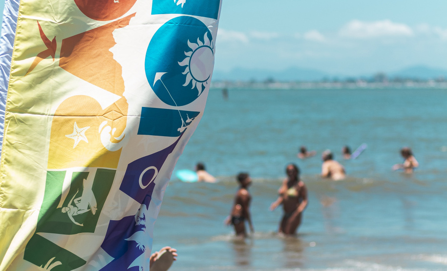 O esporte chegou na operação Verão Maior para agitar e esquentar ainda mais o clima nas areias do Litoral paranaense. Muitas atividades esportivas, recreativas e de entretenimento são ofertadas aos turistas, veranistas e a comunidade local a partir de quarta-feira (08). As atividades são coordenadas pela Superintendência Estadual do Esporte.Foto: Thiago Chas/Esporte Paraná