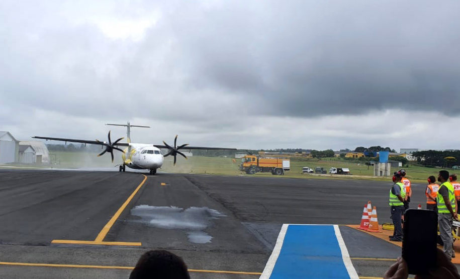Voos diários entre Ponta Grossa e São Paulo começaram nesta sexta-feira
Foto: PMPG