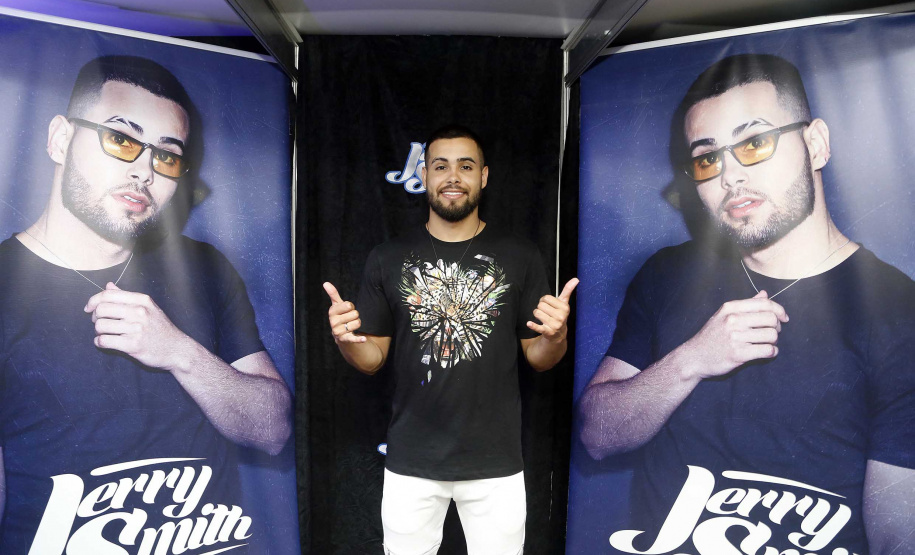 10/01/2020  Guaratuba, no Parque de Eventos, o cantor de funk Jerry Smith, que está entre os artistas mais tocados nas rádios do País no ano passado.Foto Gilson Abreu