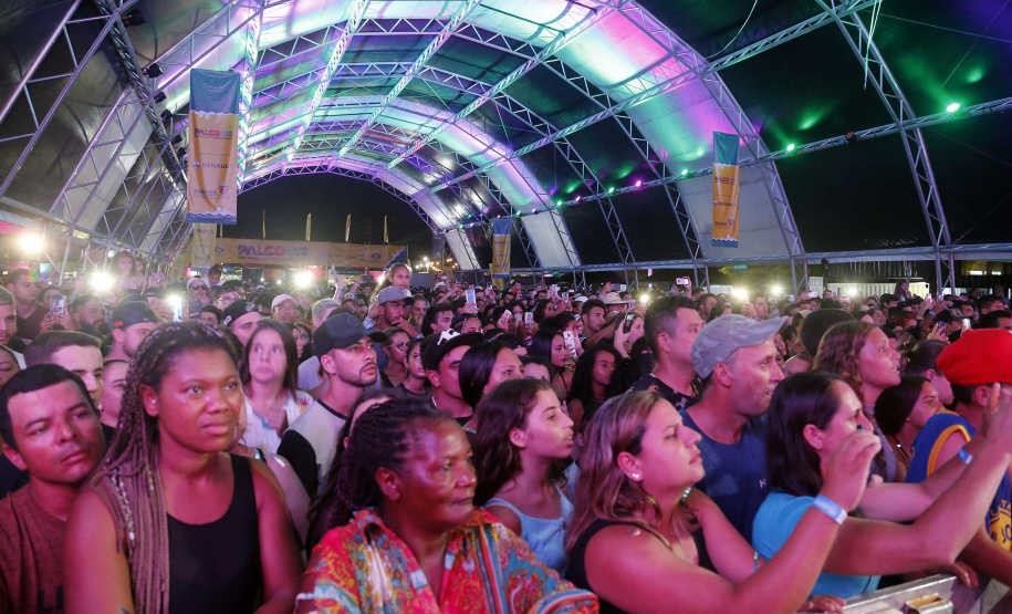 10/01/2020  Guaratuba, no Parque de Eventos, o cantor de funk Jerry Smith, que está entre os artistas mais tocados nas rádios do País no ano passado.Foto Gilson Abreu