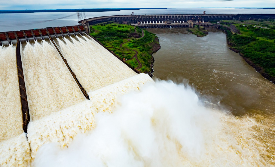 Empresas que buscam identificar e minimizar os impactos de suas atividades sobre o meio ambiente contam com o apoio do Instituto de Tecnologia do Paraná (Tecpar) para desenvolver ações sustentáveis. A divisão Tecpar Certificação é a única organização do país credenciada para oferecer a Certificação Life.