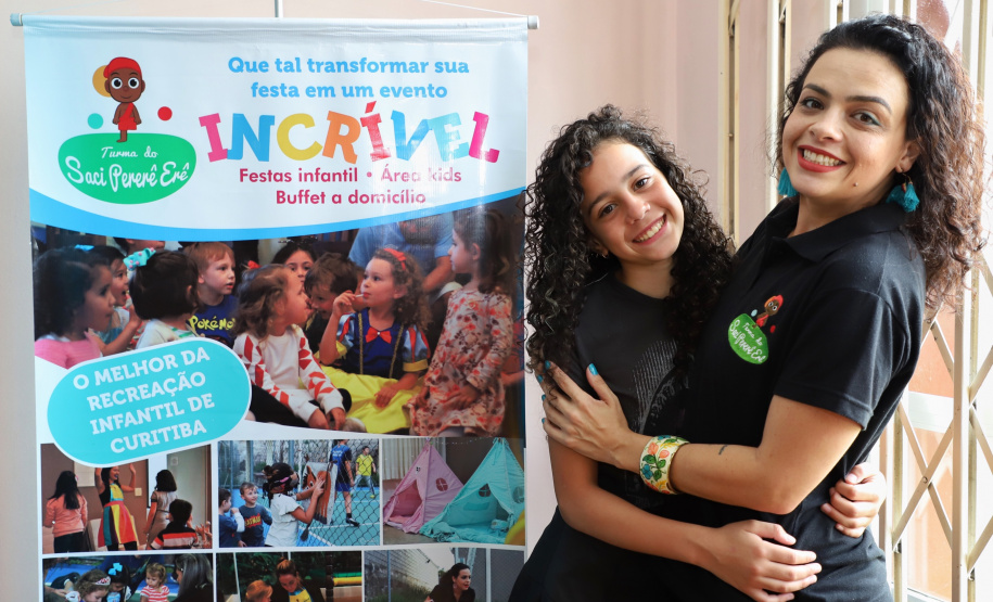 O Banco da Mulher Paranaense, programa gerenciado pela Fomento Paraná, completou três meses em dezembro colecionando bons indicadores.Na foto, Amanda Carla dos Santos da Costa de Sousa, proprietária de uma casa de recreação infantil e organização de eventos. Foto: José Fernando Ogura/AEN