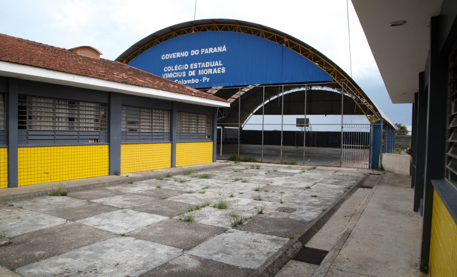 A rede estadual de educação do Paraná terá quatro escolas cívico-militares a partir de 2020. O projeto-piloto é parte do Programa Nacional Escolas Cívico-Militares, do Ministério da Educação e Cultura, e será implementado nos colégios estaduais Beatriz Faria Ansay, em Curitiba; Professora Adélia Barbosa, em Londrina; Tancredo Neves, em Foz do Iguaçu; e Vinícius de Moraes, em Colombo. Foto: Ari Dias/AEN